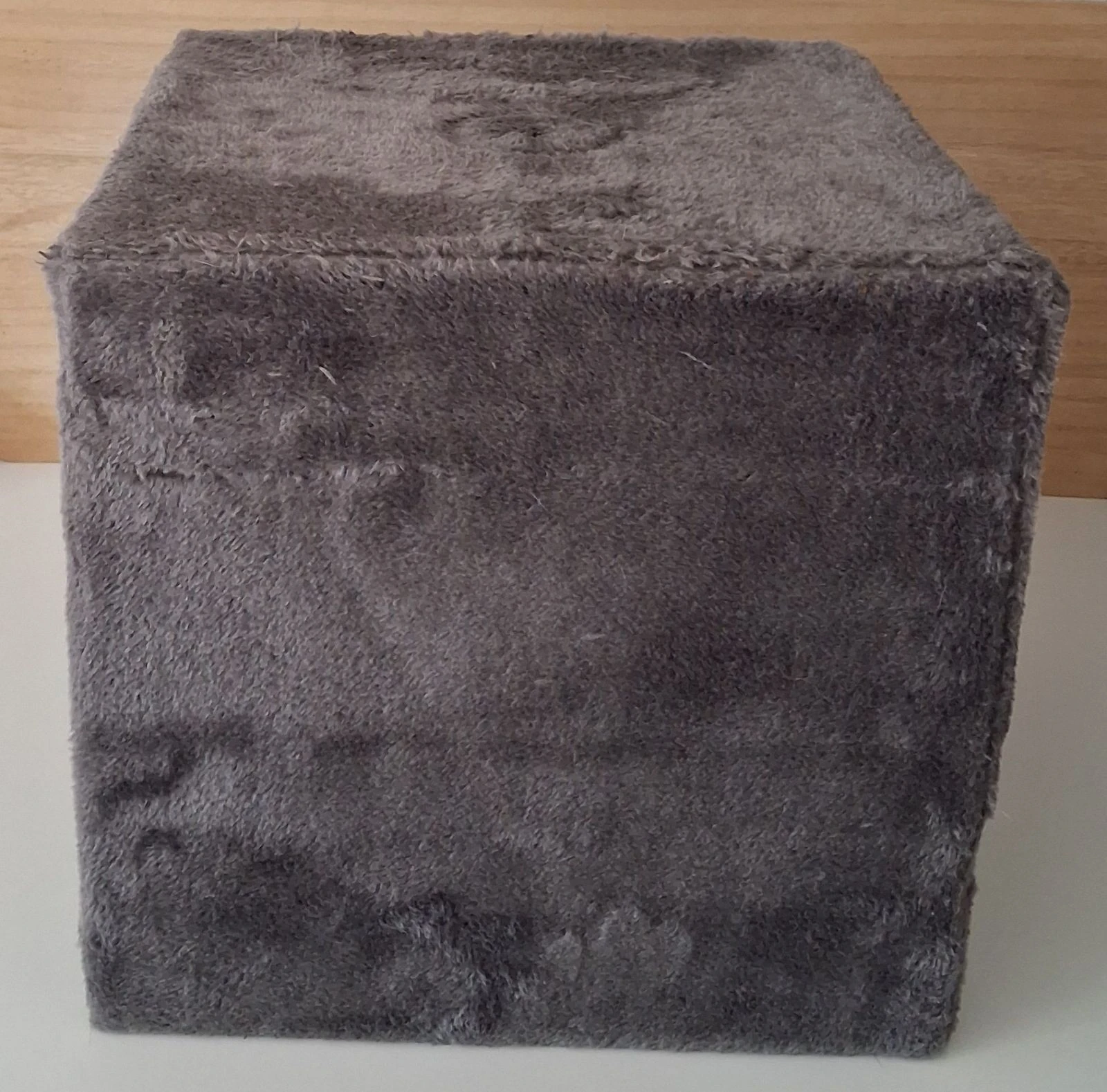 Bottom part of a cat tree – photo 5